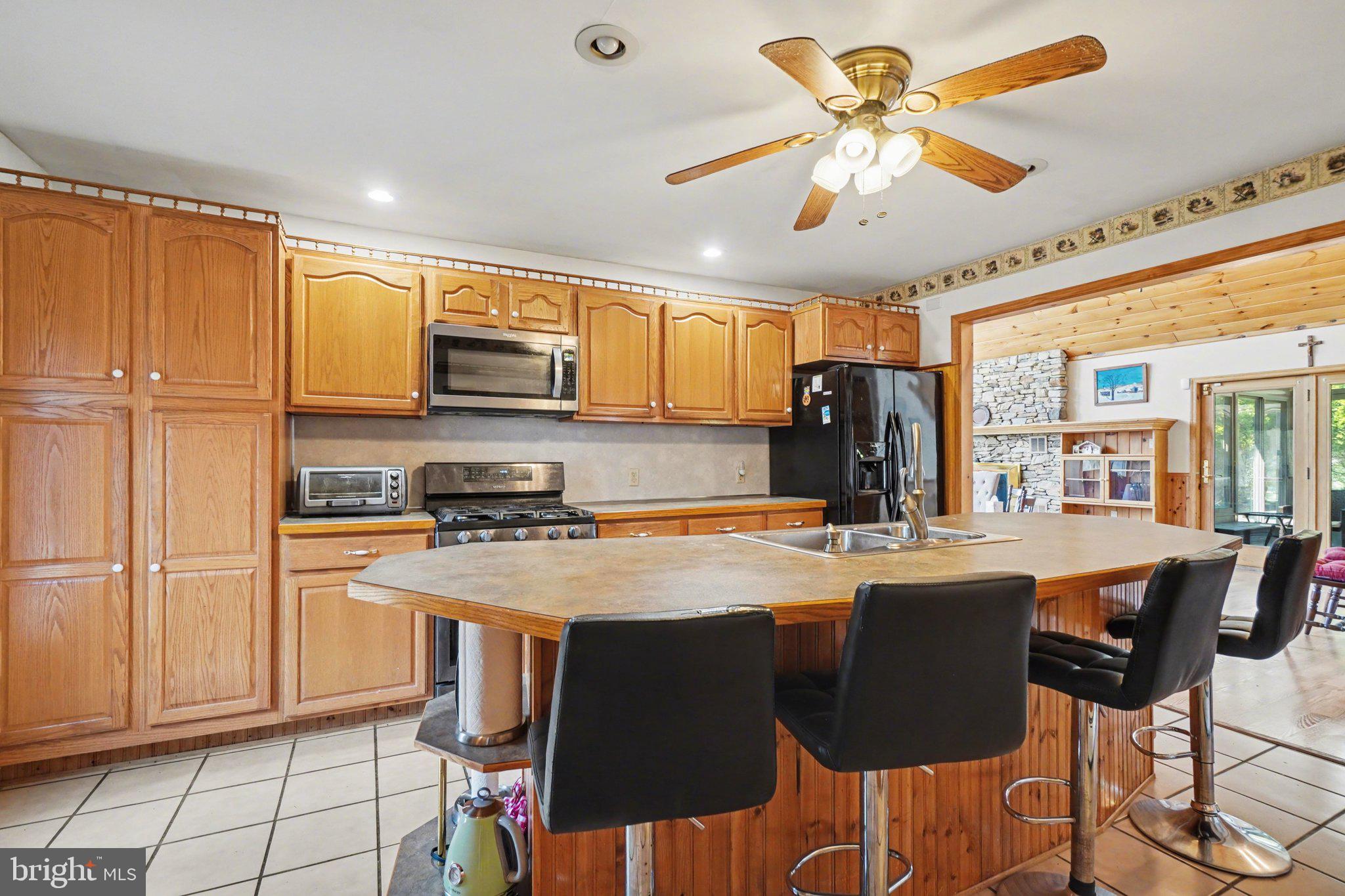 52 Mile Rd Pine Grove Pine Grove, PA 17963 - Photo 8 of 41