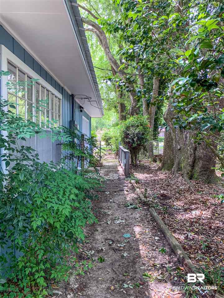408 West Berry Avenue Foley, AL 36535 - Photo 23 of 35