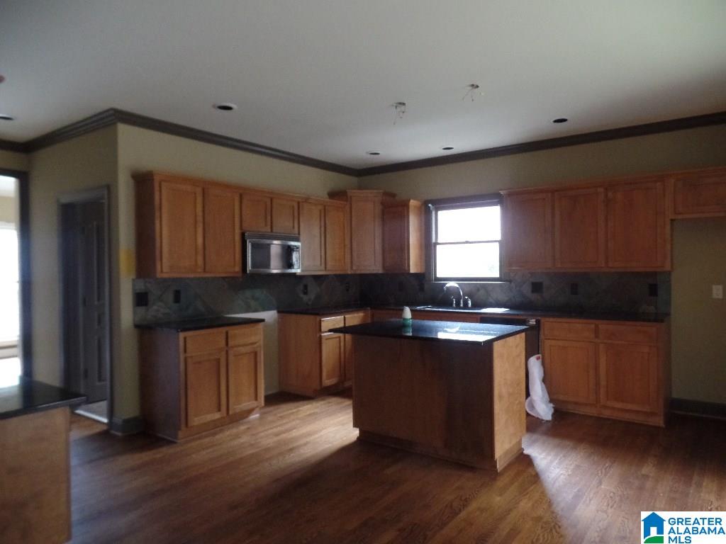 1077 Stoneykirk Road Pelham, AL 35124 - Photo 9 of 34