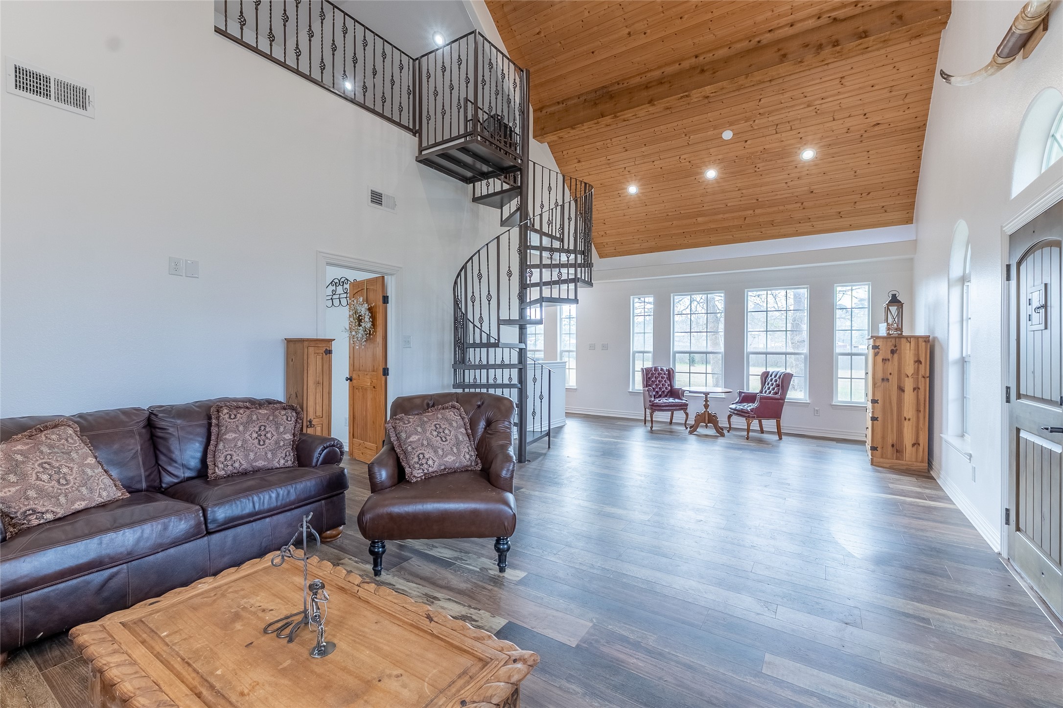 105 County Road 2239 Cleveland, TX 77327 - Photo 3 of 28