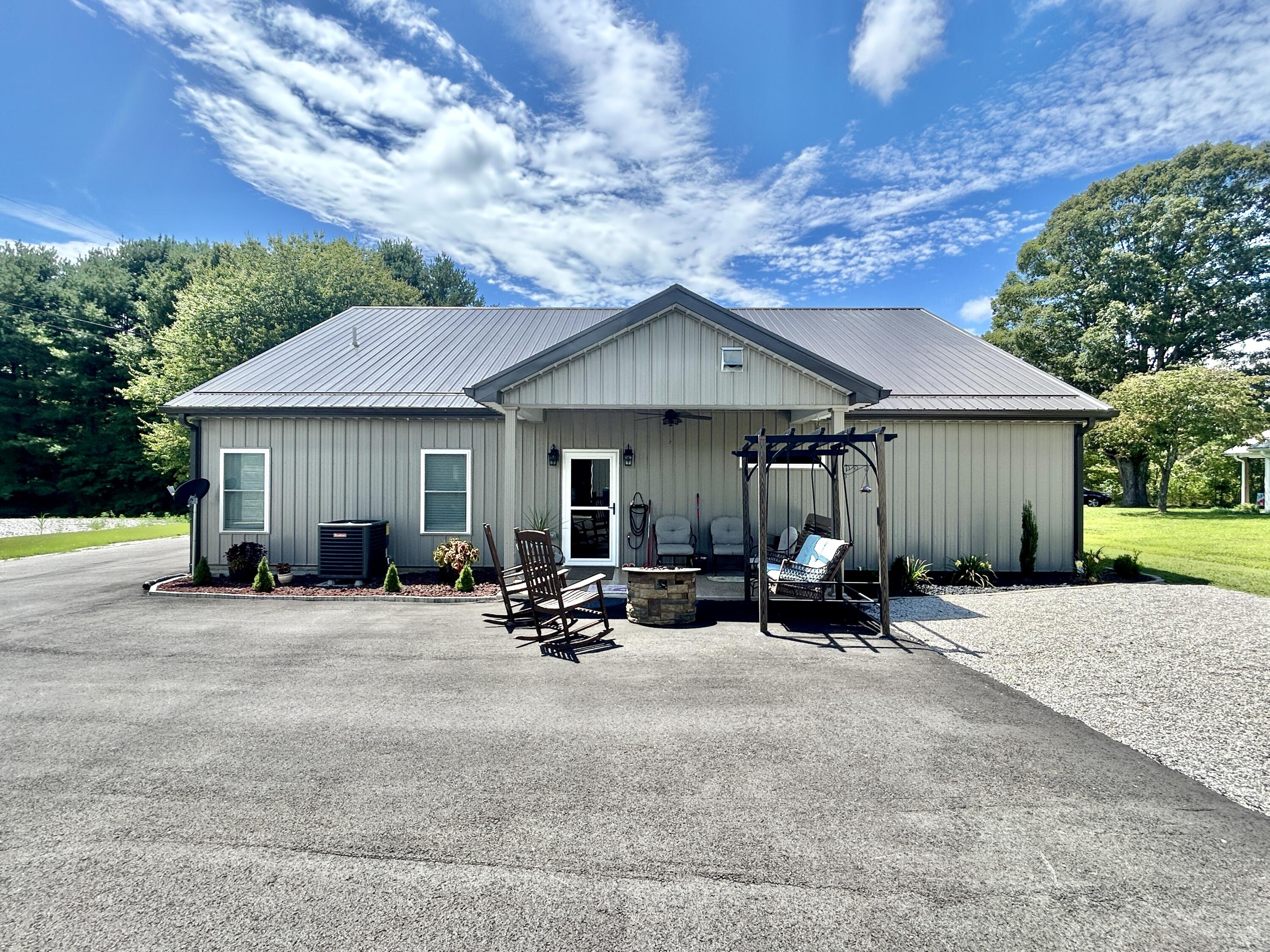 340 Stringer Road Somerset, KY 42503 - Photo 6 of 58 IMG_1402