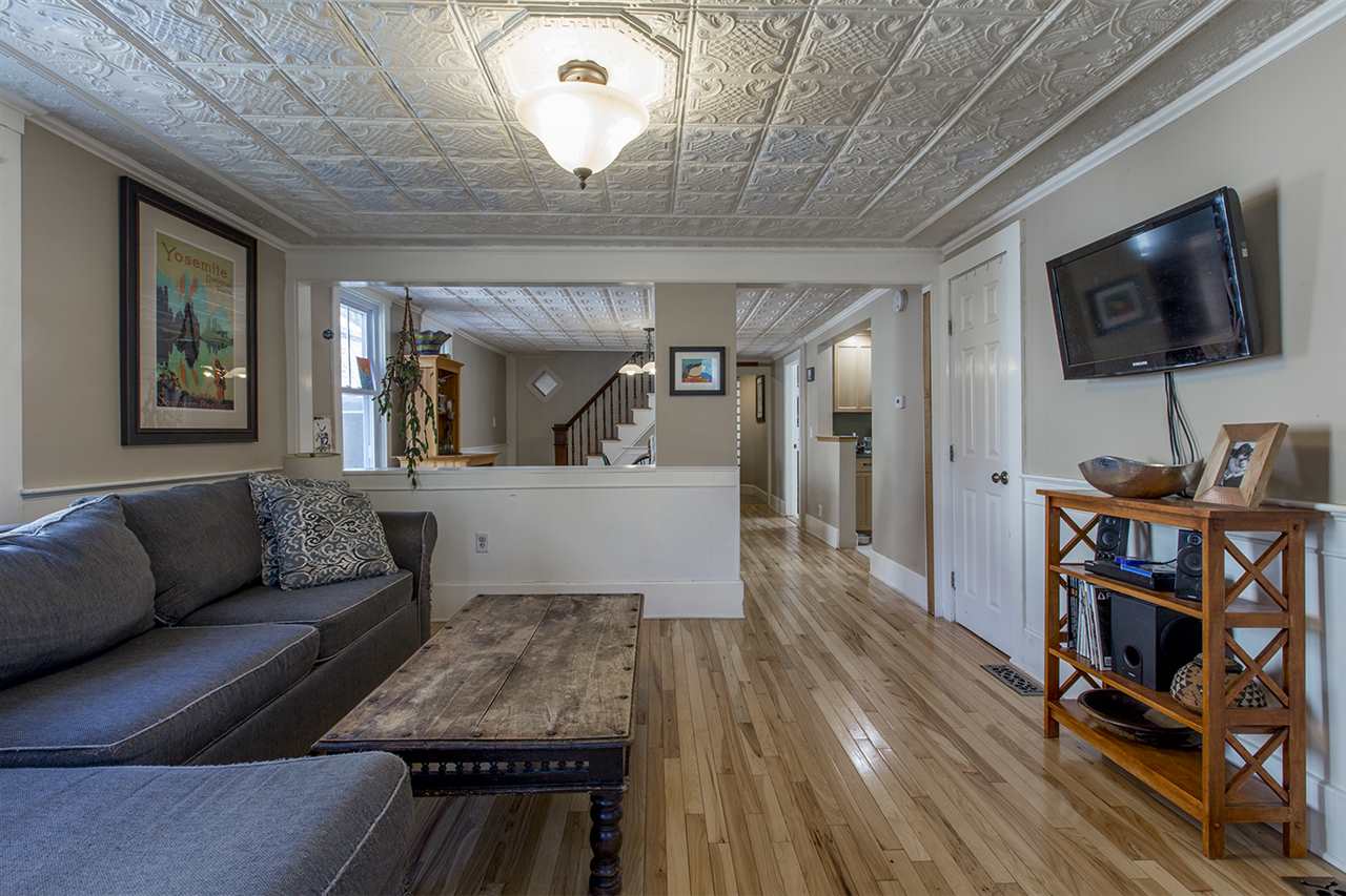 17 Exeter Road Newmarket, NH 03857 - Photo 11 of 37 Gallery Image 11