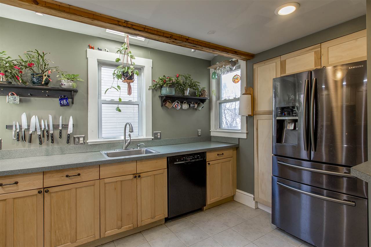 17 Exeter Road Newmarket, NH 03857 - Photo 14 of 37 Gallery Image 14