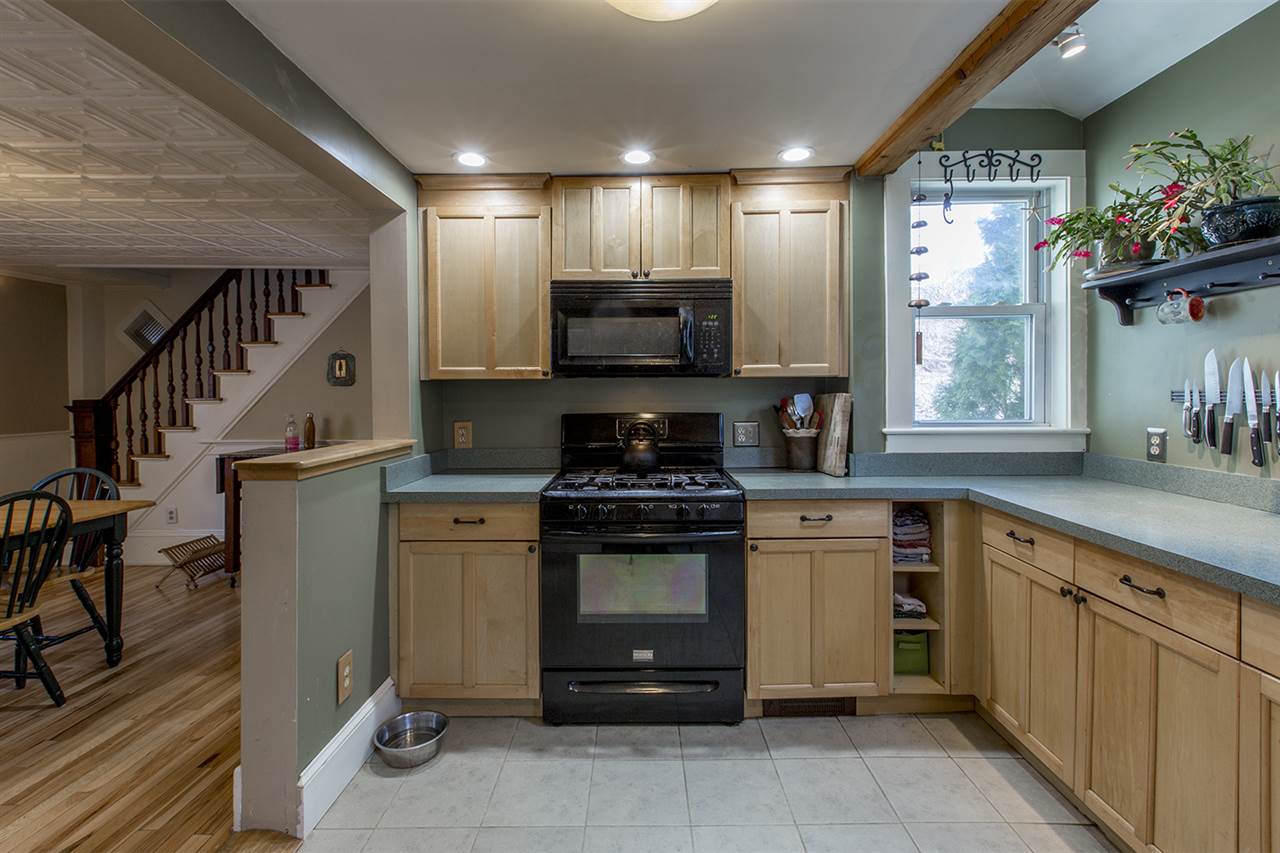 17 Exeter Road Newmarket, NH 03857 - Photo 15 of 37 Gallery Image 15