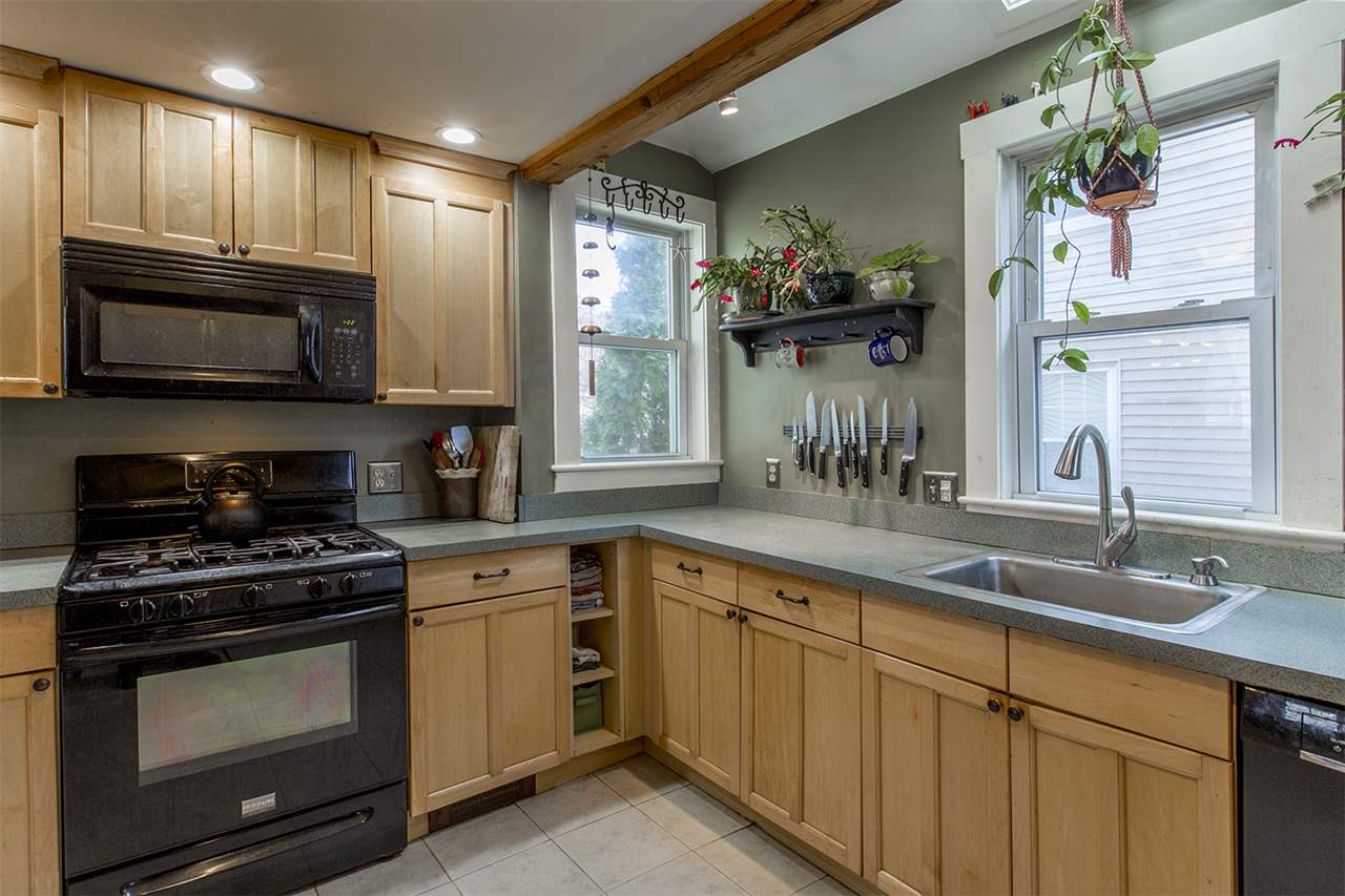 17 Exeter Road Newmarket, NH 03857 - Photo 16 of 37 Gallery Image 16