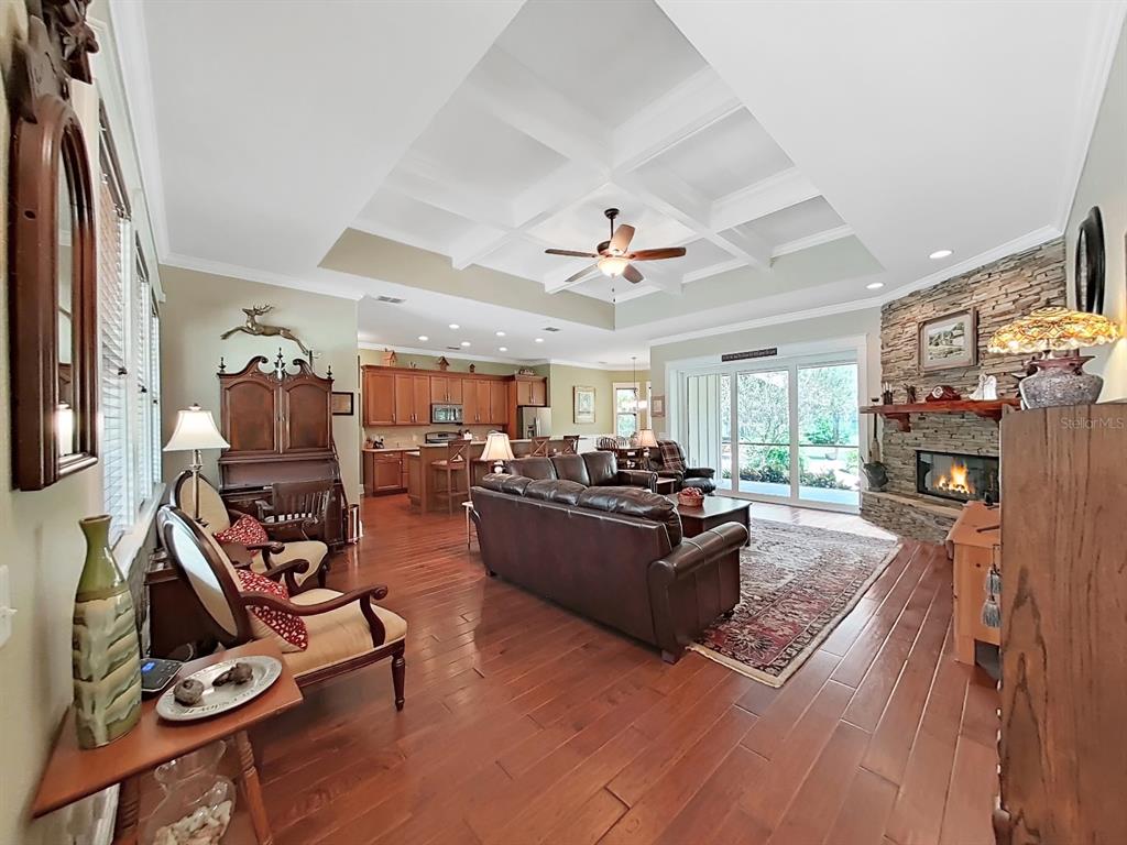 11970 Neal Road Lithia, FL 33547 - Photo 10 of 50 Gallery Image 10