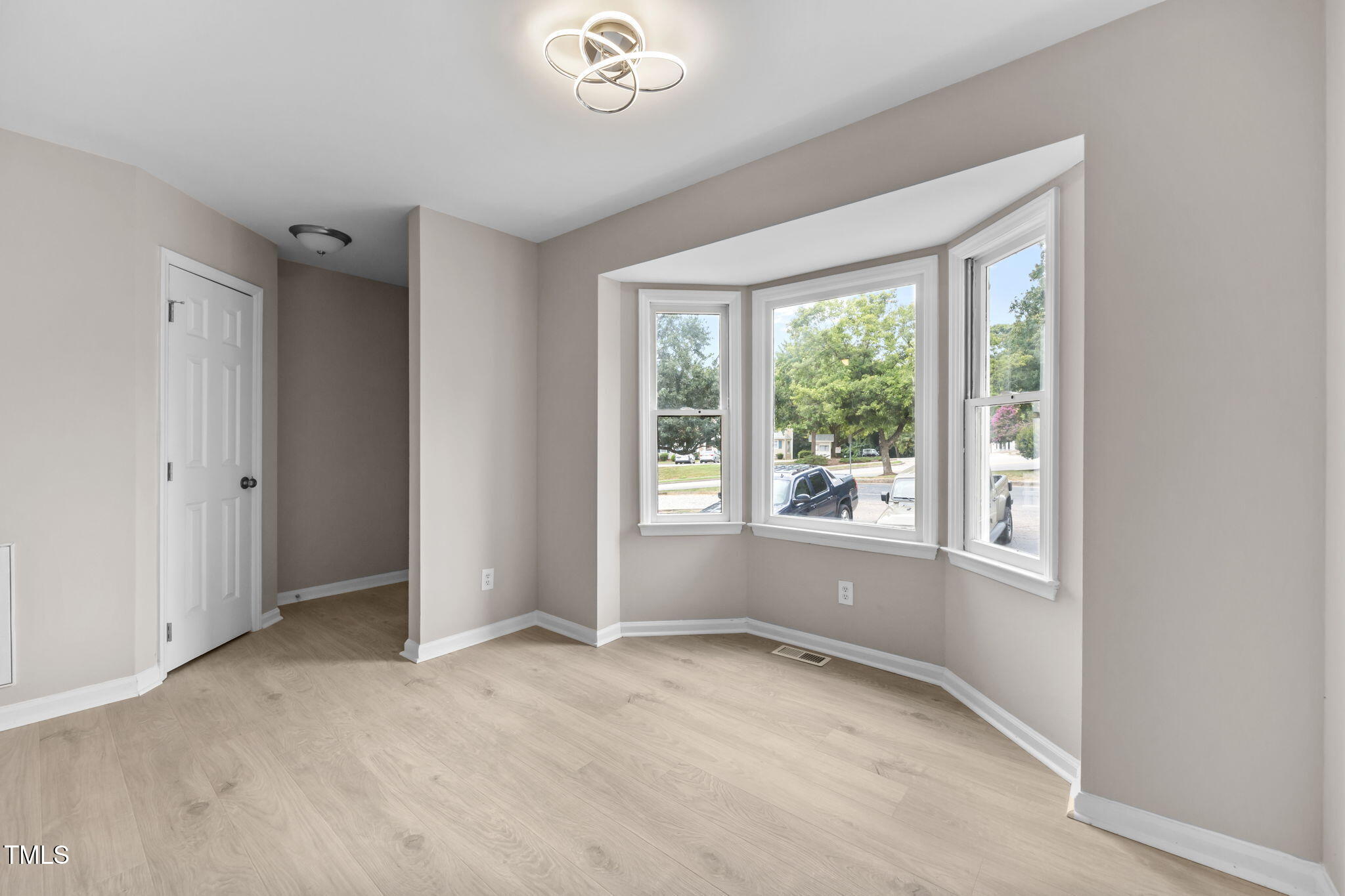 4102 Kaplan Drive Raleigh, NC 27606 - Photo 16 of 37 43-web-or-mls-IMG_2762