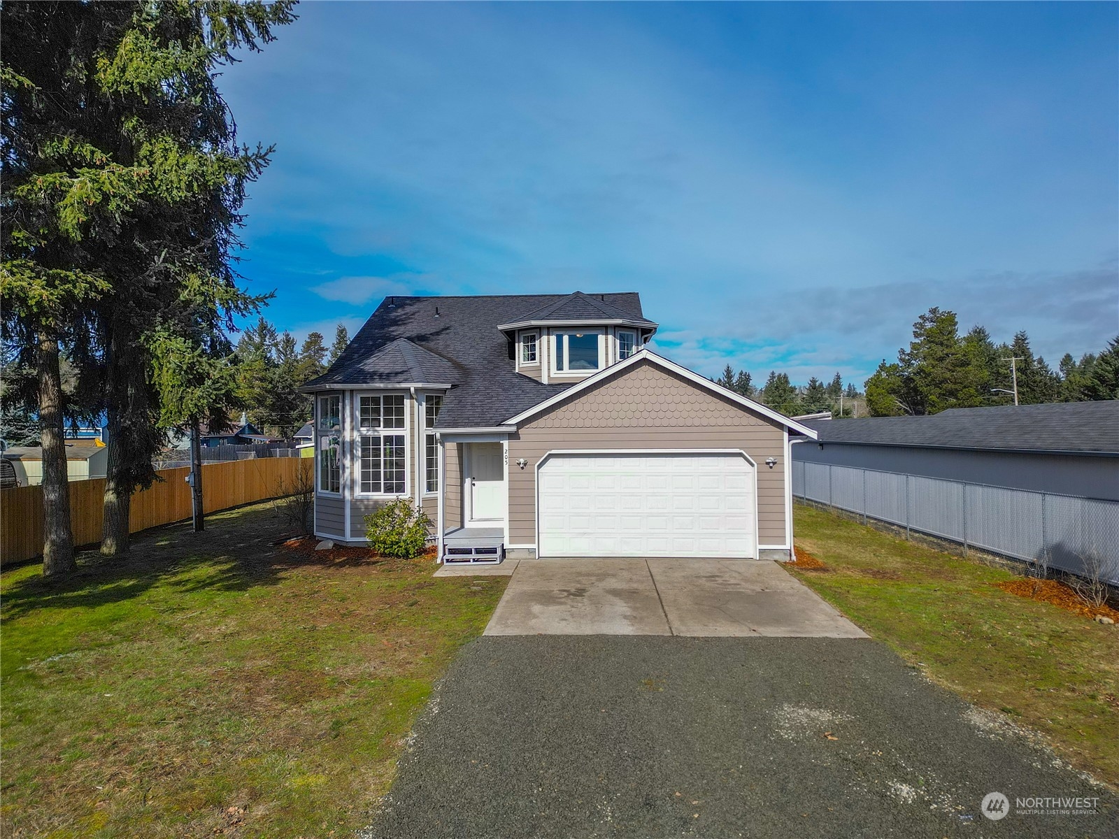 205 Rochester Street West Rainier, WA 98576 - Photo 17 of 21 Gallery Image 17