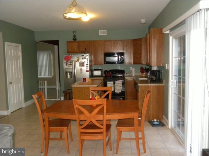 134 Sugar Maple Road Barto, PA 19504 - Photo 2 of 9 Gallery Image 2
