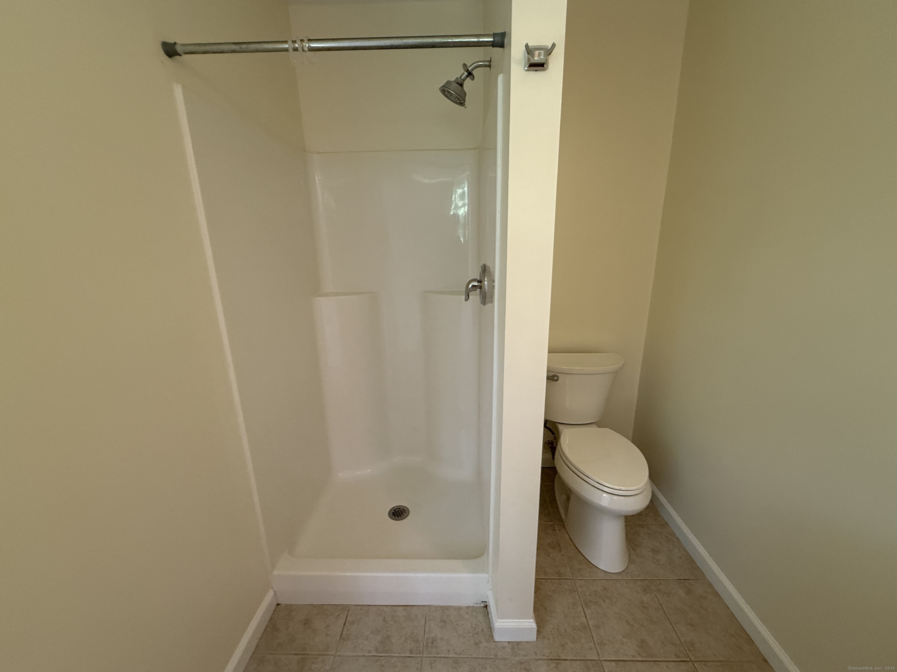 183 Osborn Road Naugatuck, CT 06770 - Photo 14 of 33