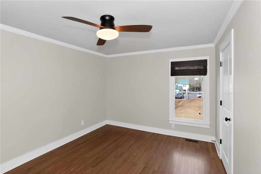 86 Woodstock Road Roswell, GA 30075 - Photo 23 of 27