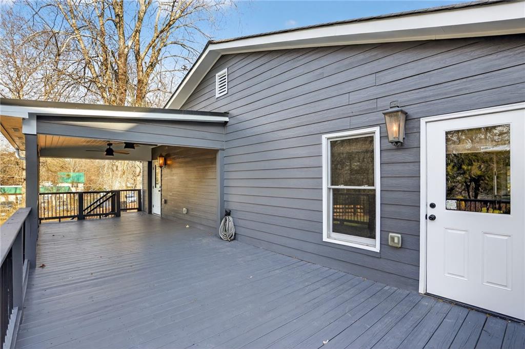 86 Woodstock Road Roswell, GA 30075 - Photo 5 of 27