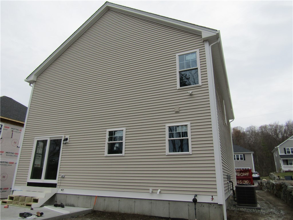 33 Hickory Road Cumberland, RI 02864 - Photo 2 of 2