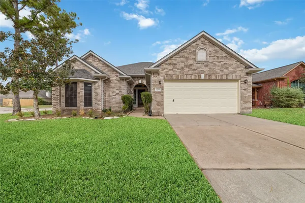 $2,300 | 3130 Orchard Bend Drive, Sugar Land, TX 77498