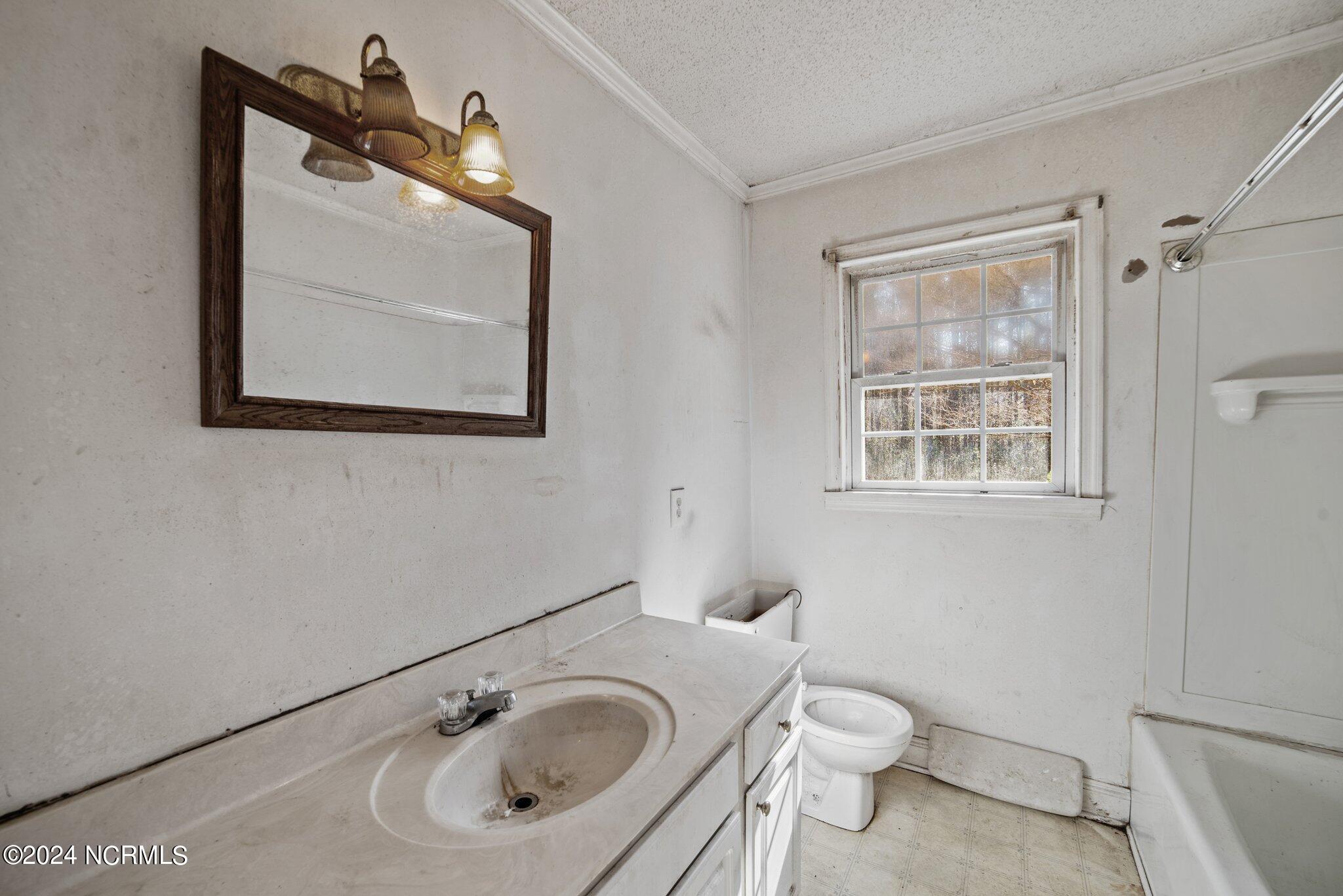 1561 Patterson Road Kinston, NC 28504 - Photo 28 of 38 28-web-or-mls-DSC_3690