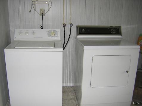 288 Hunter Forge Road Macungie, PA 18062 - Photo 13 of 18 a utility room with dryer and washer