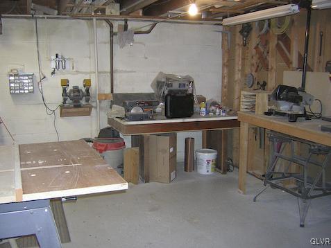 288 Hunter Forge Road Macungie, PA 18062 - Photo 16 of 18 a kitchen with a sink and a stove