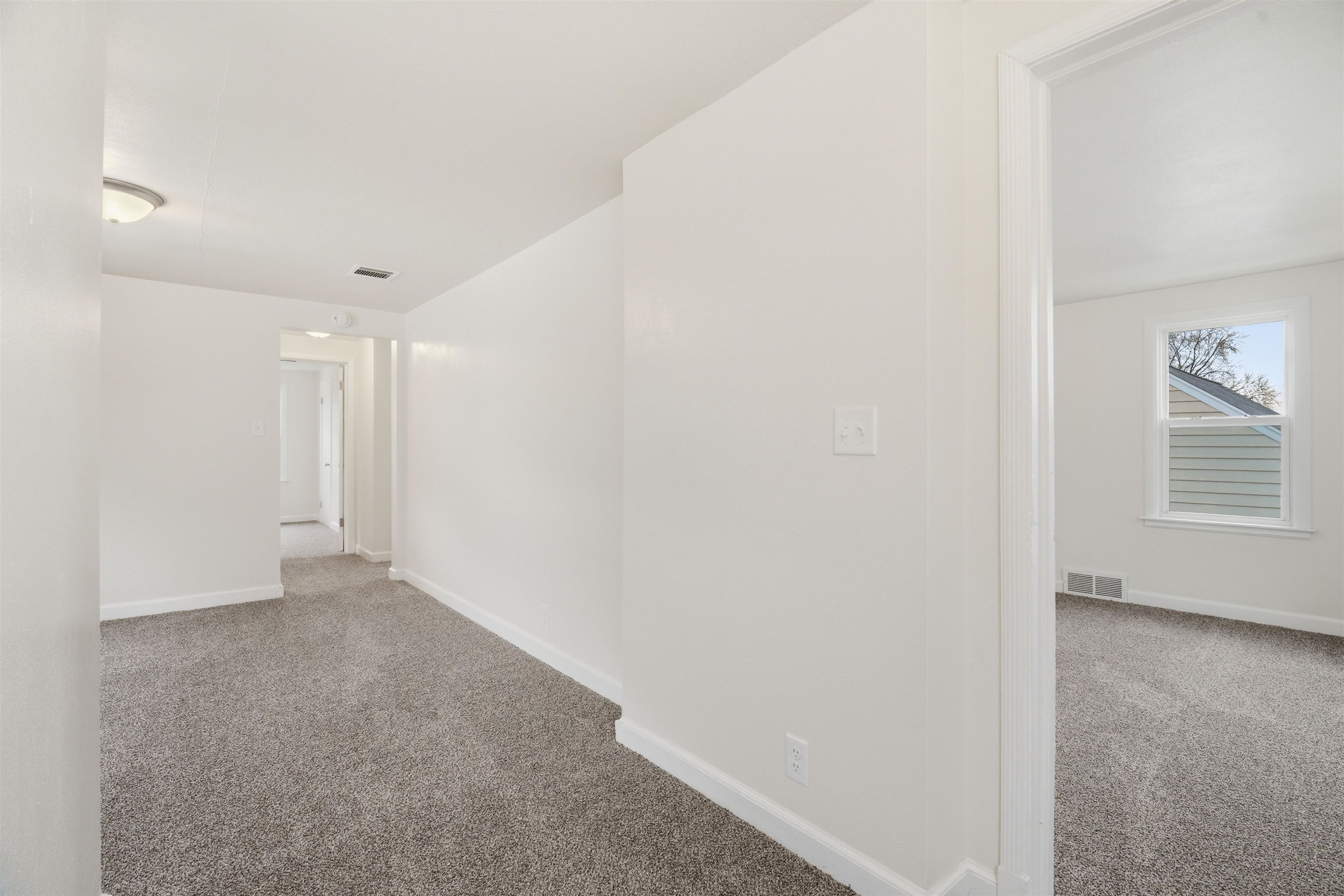 831 Martin Street Menasha, WI 54952 - Photo 11 of 29