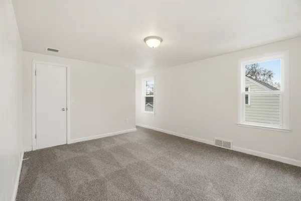 $279,900 | 831 Martin Street, Menasha, WI 54952