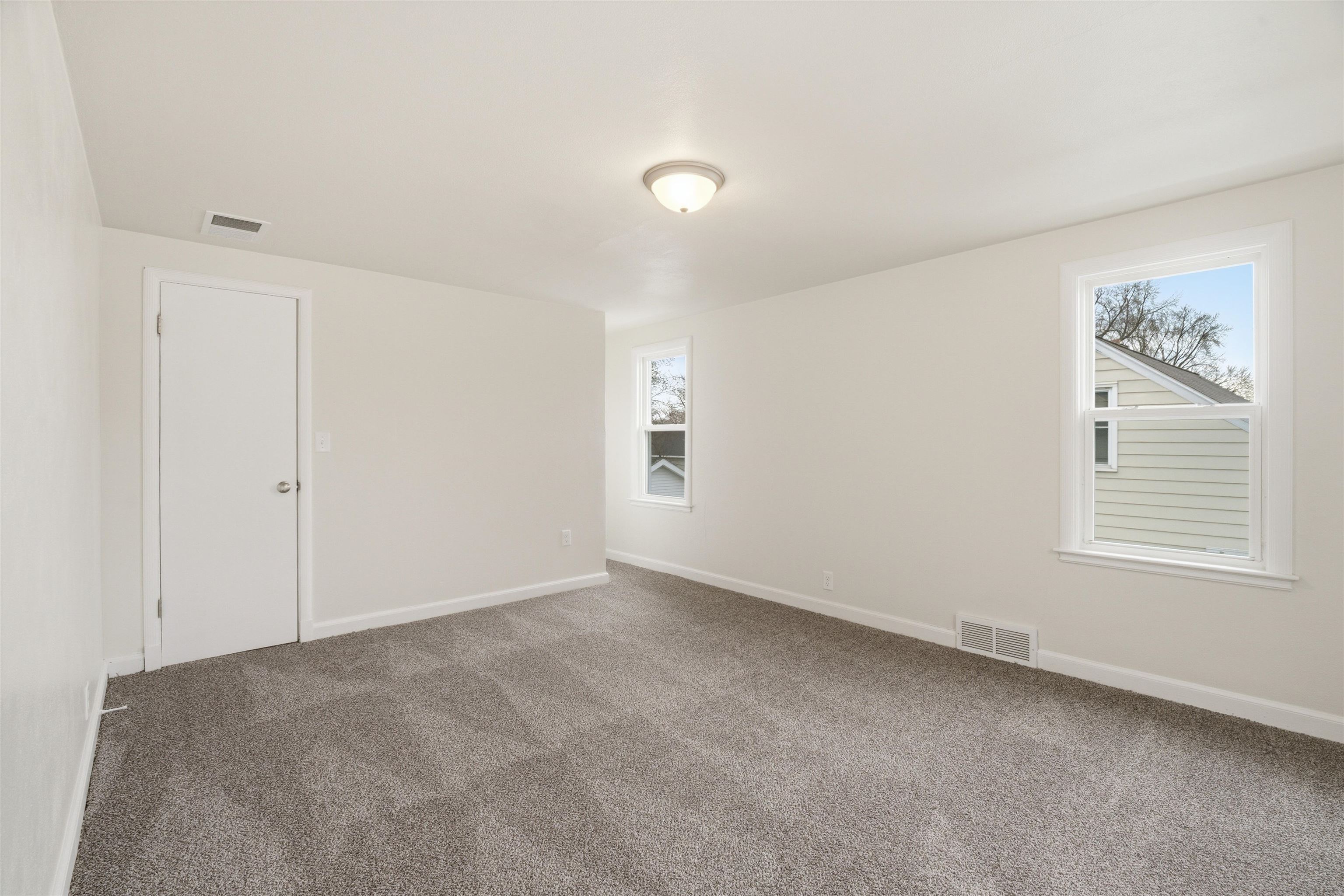 831 Martin Street Menasha, WI 54952 - Photo 16 of 29