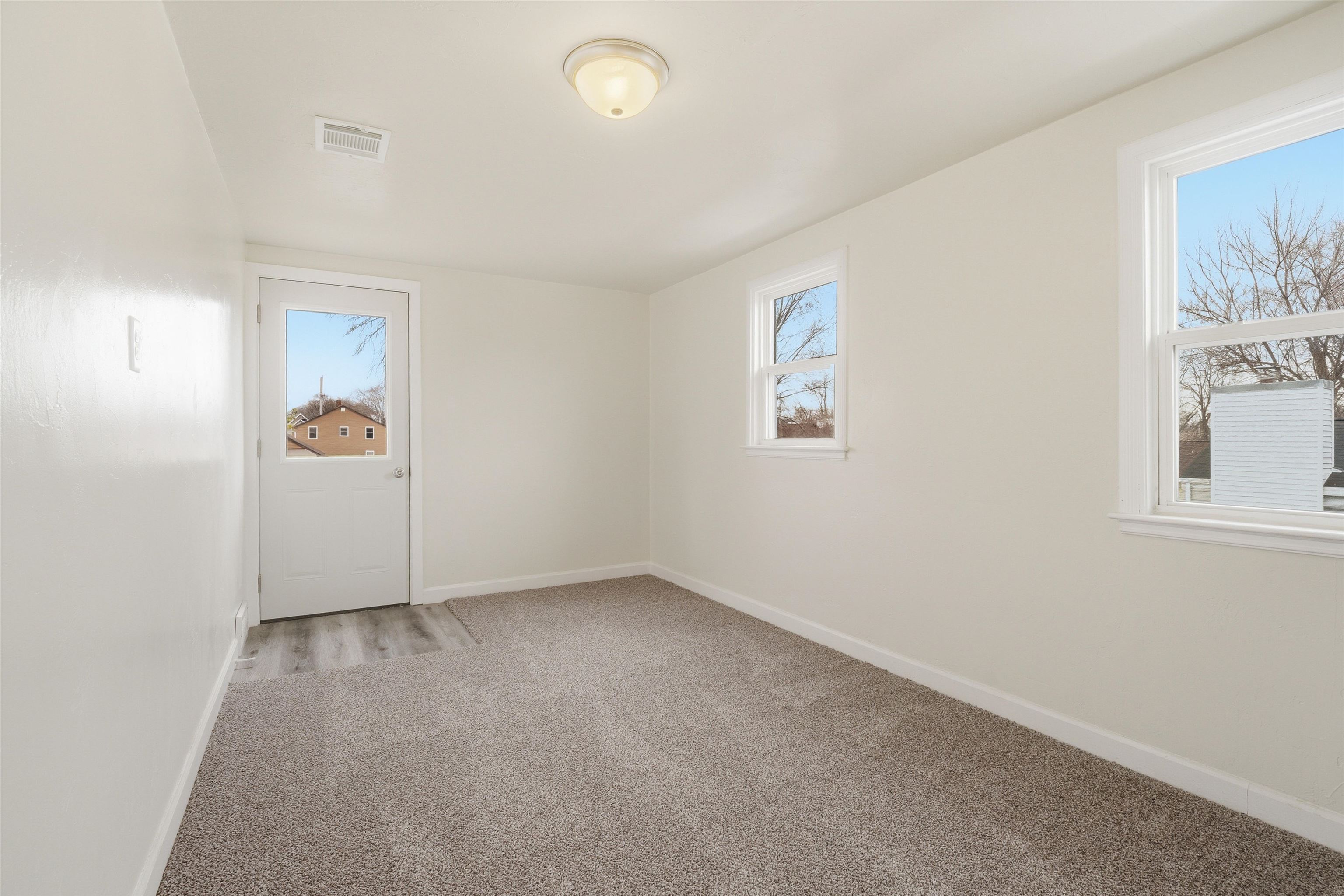 831 Martin Street Menasha, WI 54952 - Photo 21 of 29