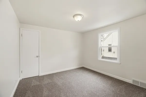 $279,900 | 831 Martin Street, Menasha, WI 54952