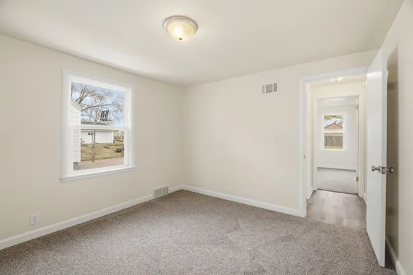 $279,900 | 831 Martin Street, Menasha, WI 54952