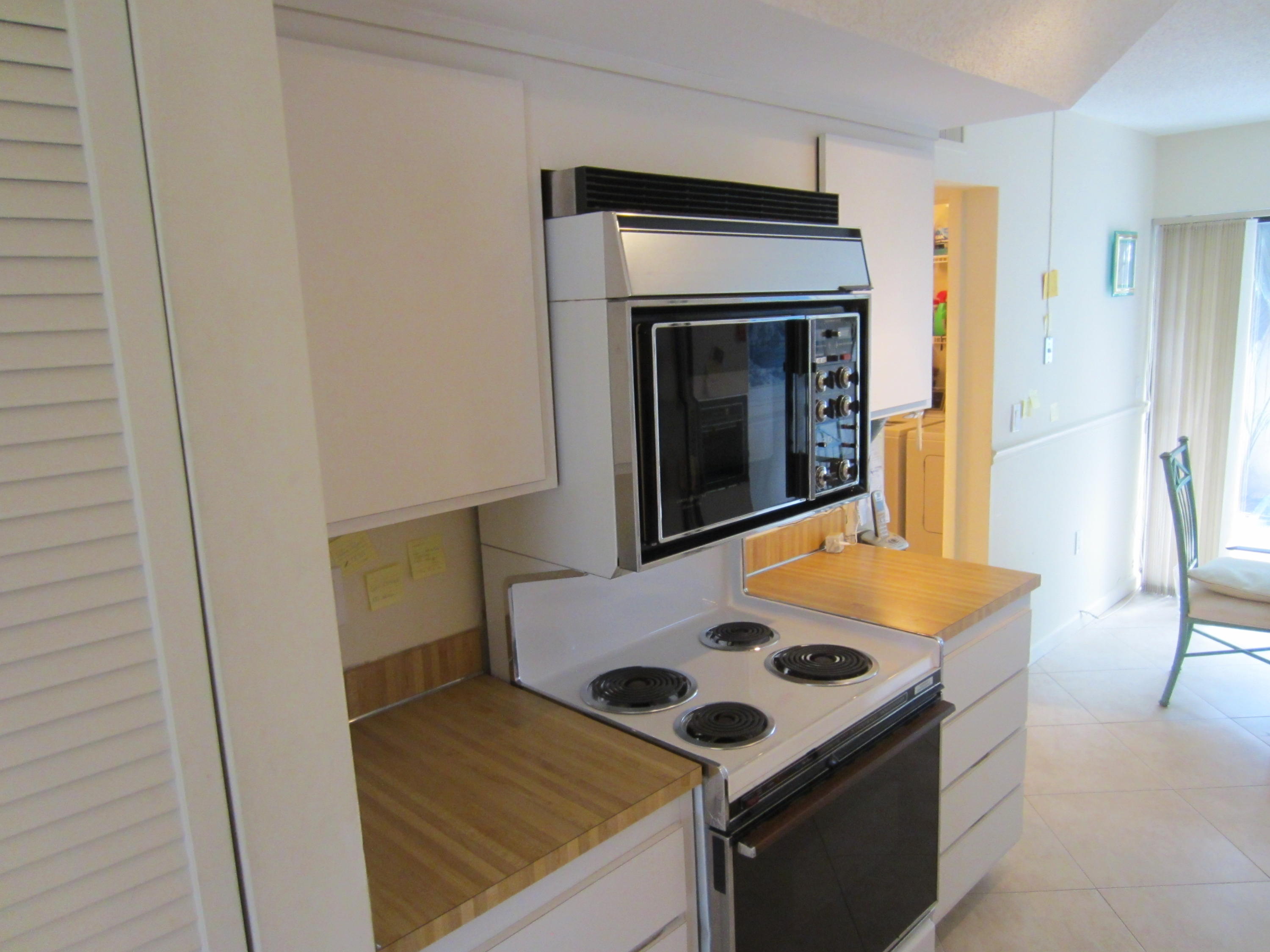 7783 Lakeside Boulevard, Unit G703 Boca Raton, FL 33434 - Photo 11 of 33 IMG_2254