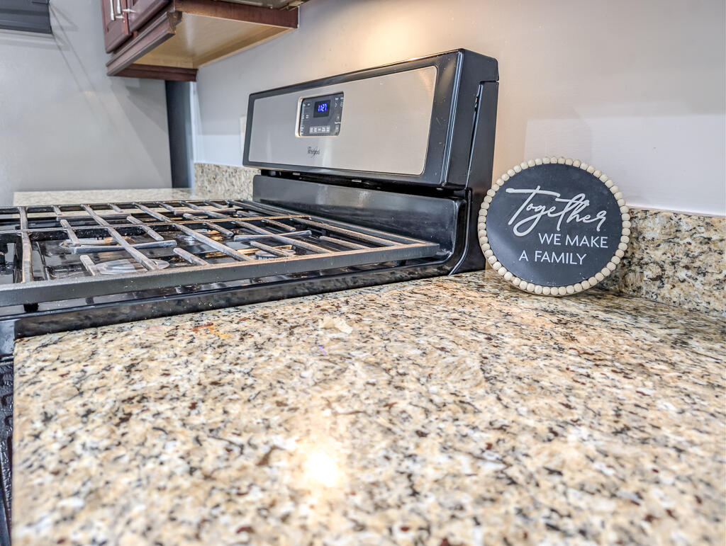 200 Alpine Road Summerville, SC 29485 - Photo 13 of 26 200 Alpine -24