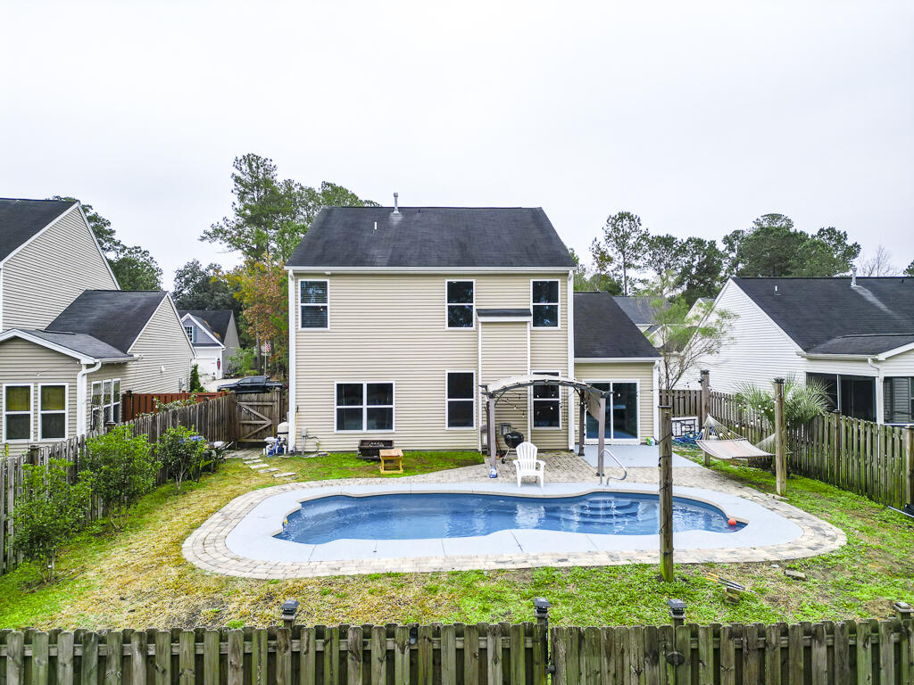 200 Alpine Road Summerville, SC 29485 - Photo 2 of 26 200 Alpine -8