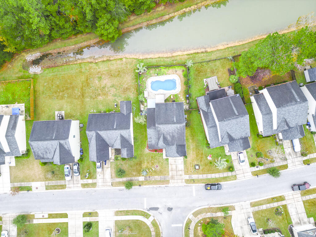 200 Alpine Road Summerville, SC 29485 - Photo 4 of 26 200 Alpine -6