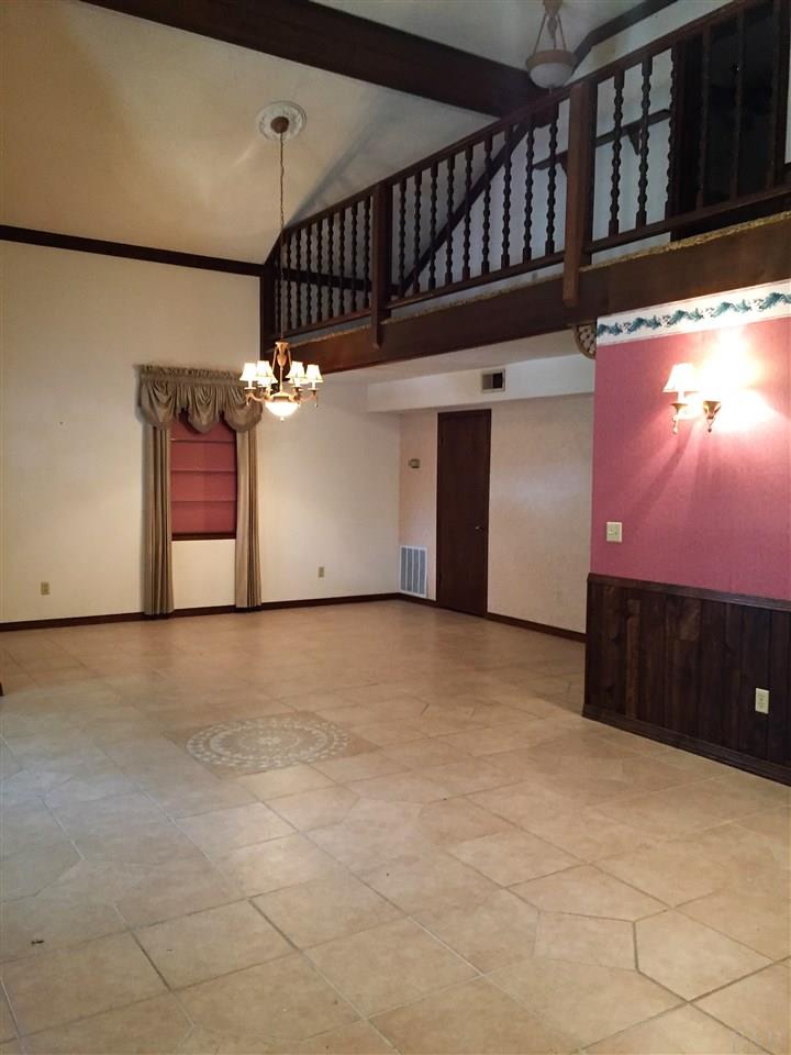 7468 Woodside Road Pensacola, FL 32526 - Photo 11 of 38 Gallery Image 11
