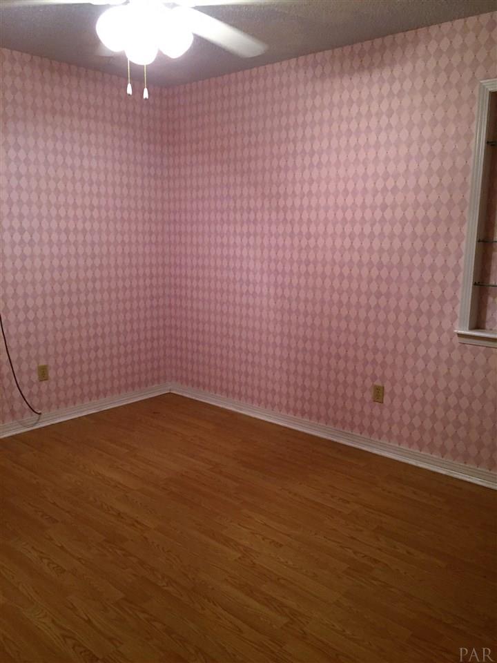 7468 Woodside Road Pensacola, FL 32526 - Photo 22 of 38 Gallery Image 22