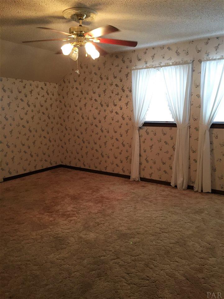 7468 Woodside Road Pensacola, FL 32526 - Photo 23 of 38 Gallery Image 23