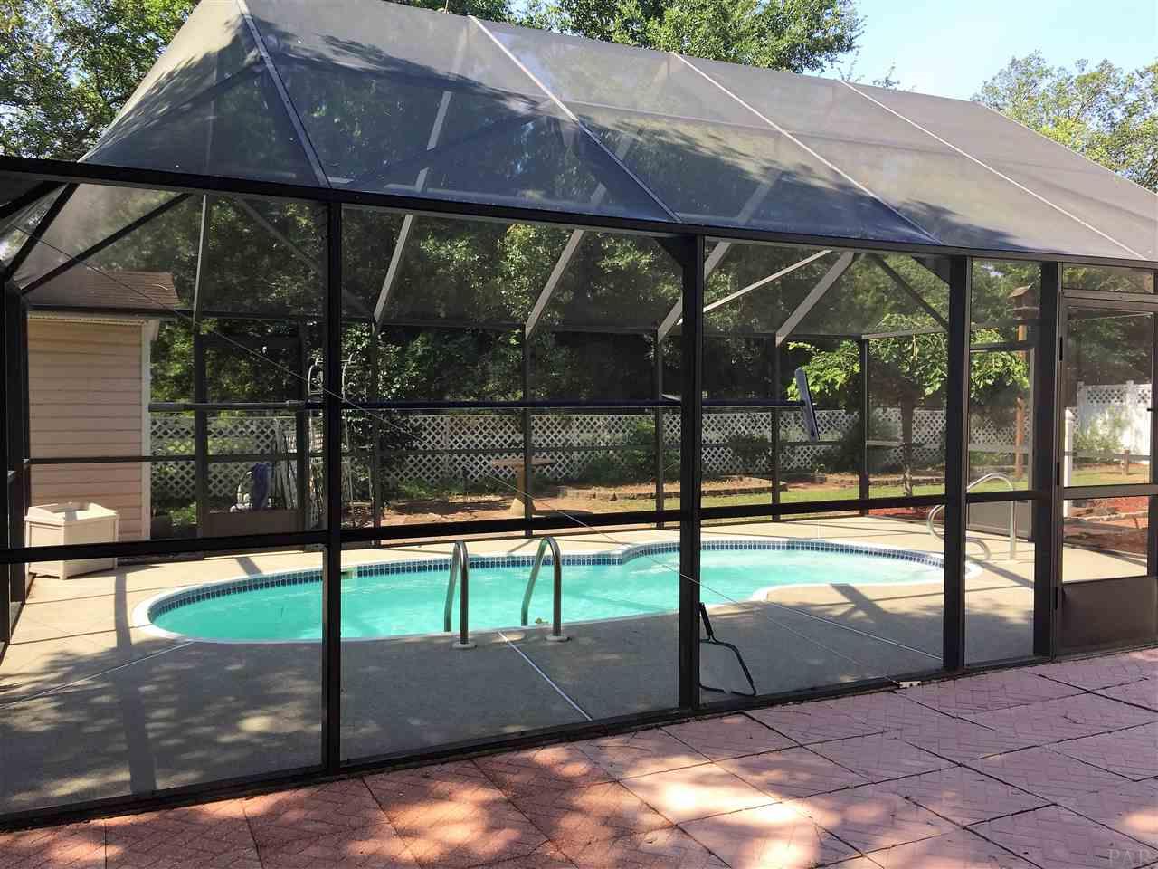 7468 Woodside Road Pensacola, FL 32526 - Photo 30 of 38 Gallery Image 30