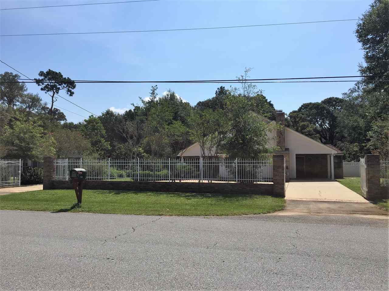 7468 Woodside Road Pensacola, FL 32526 - Photo 3 of 38 Gallery Image 3