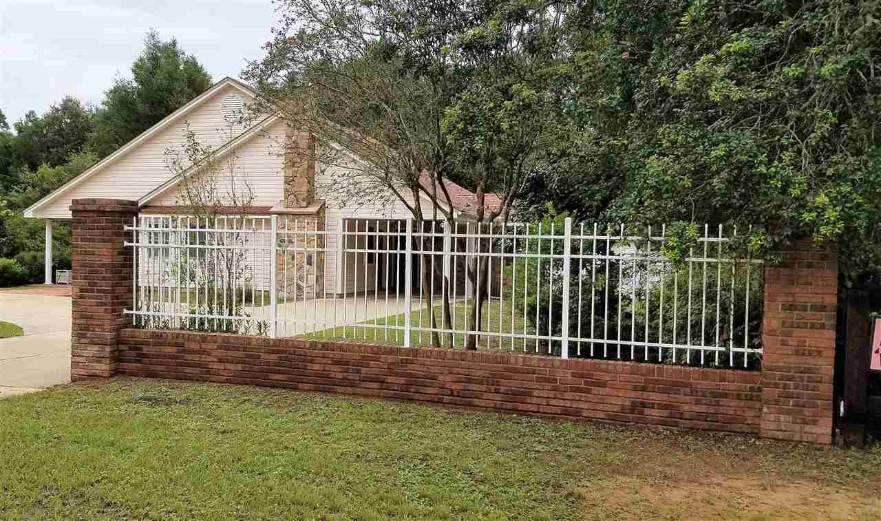 7468 Woodside Road Pensacola, FL 32526 - Photo 4 of 38 Gallery Image 4