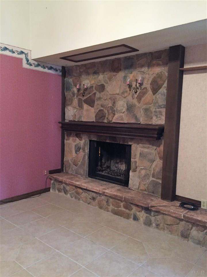 7468 Woodside Road Pensacola, FL 32526 - Photo 10 of 38 Gallery Image 10