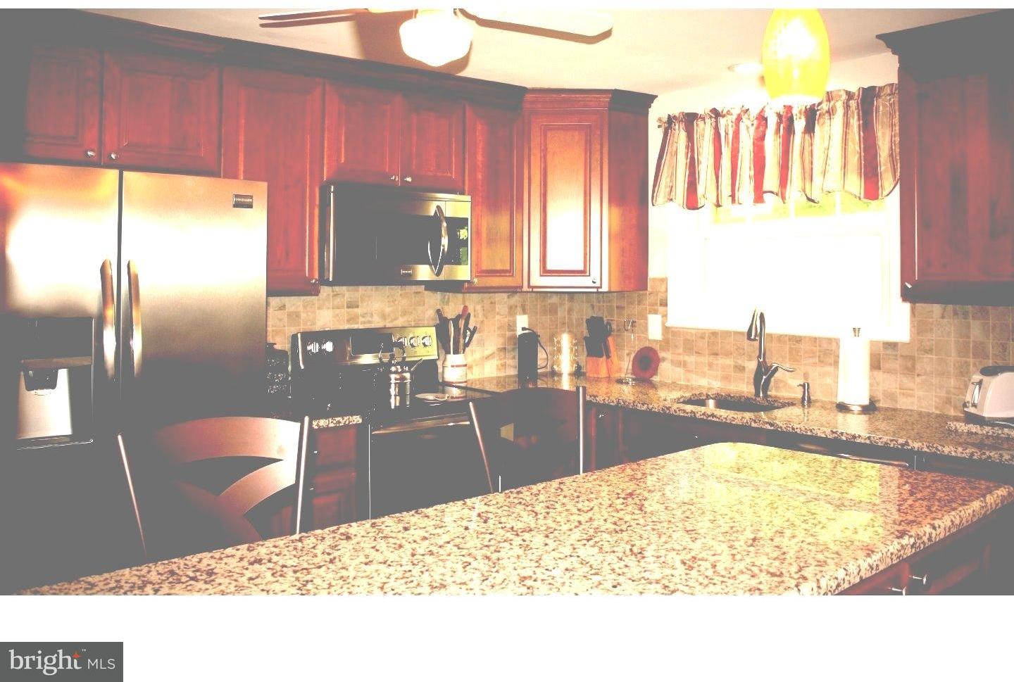 588 Bob White Road Wayne, PA 19087 - Photo 8 of 17 Kitchen