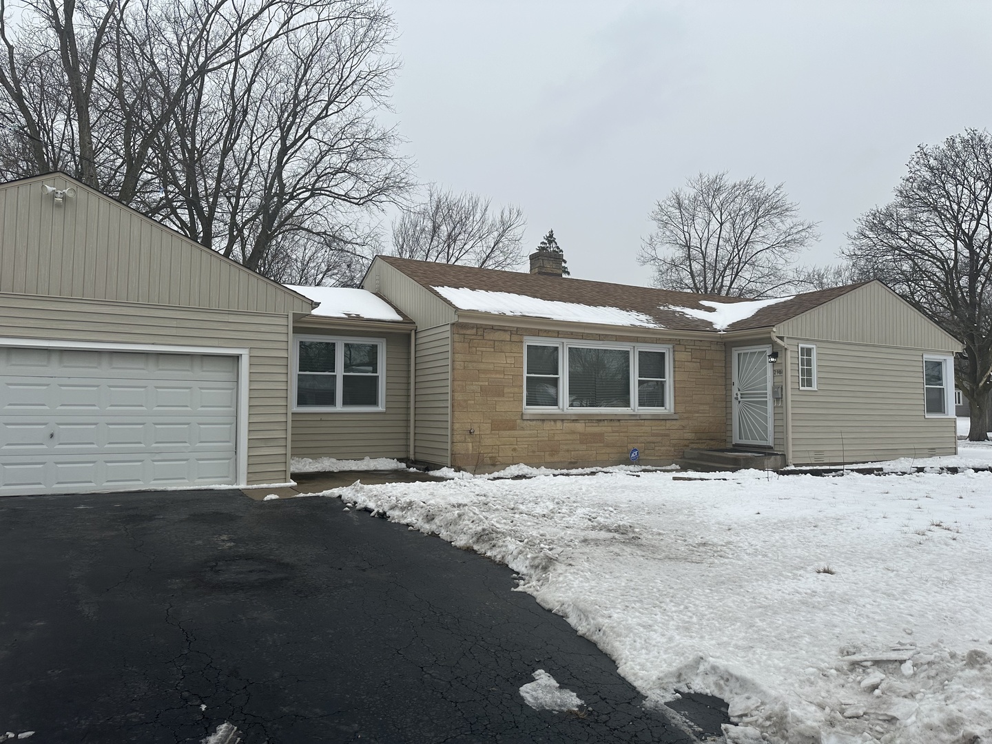 2901 Lexington Drive Hazel Crest, IL 60429 - Photo 3 of 30