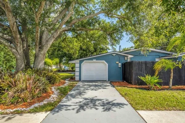 $3,200 | 2917 Stetson Street, Melbourne, FL 32901