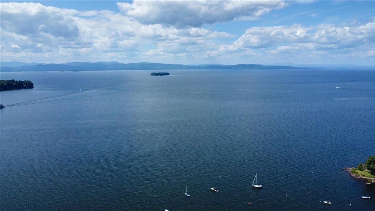 147 South Cove Road Burlington, VT 05401 - Photo 6 of 26