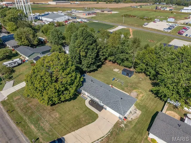 $210,000 | 1925 West Fillmore Street, Vandalia, IL 62471