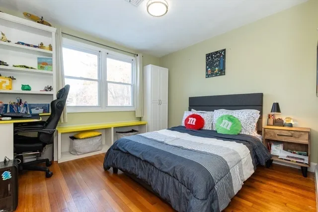 $899,900 | 9 Bruce Street, Burlington, MA 01803