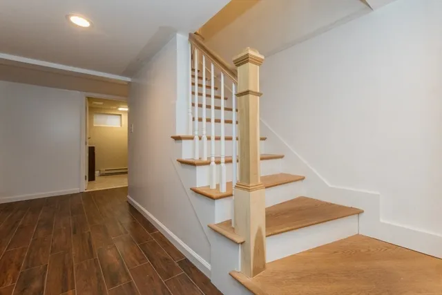 $899,900 | 9 Bruce Street, Burlington, MA 01803