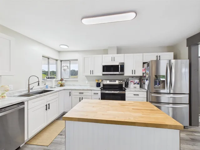 $515,000 | 52 Southwest 67th Drive, Okeechobee, FL 34974