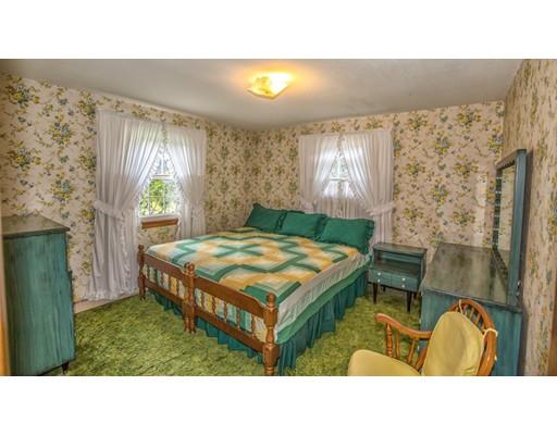 12 Country Road Agawam, MA 01001 - Photo 10 of 33 Gallery Image 10
