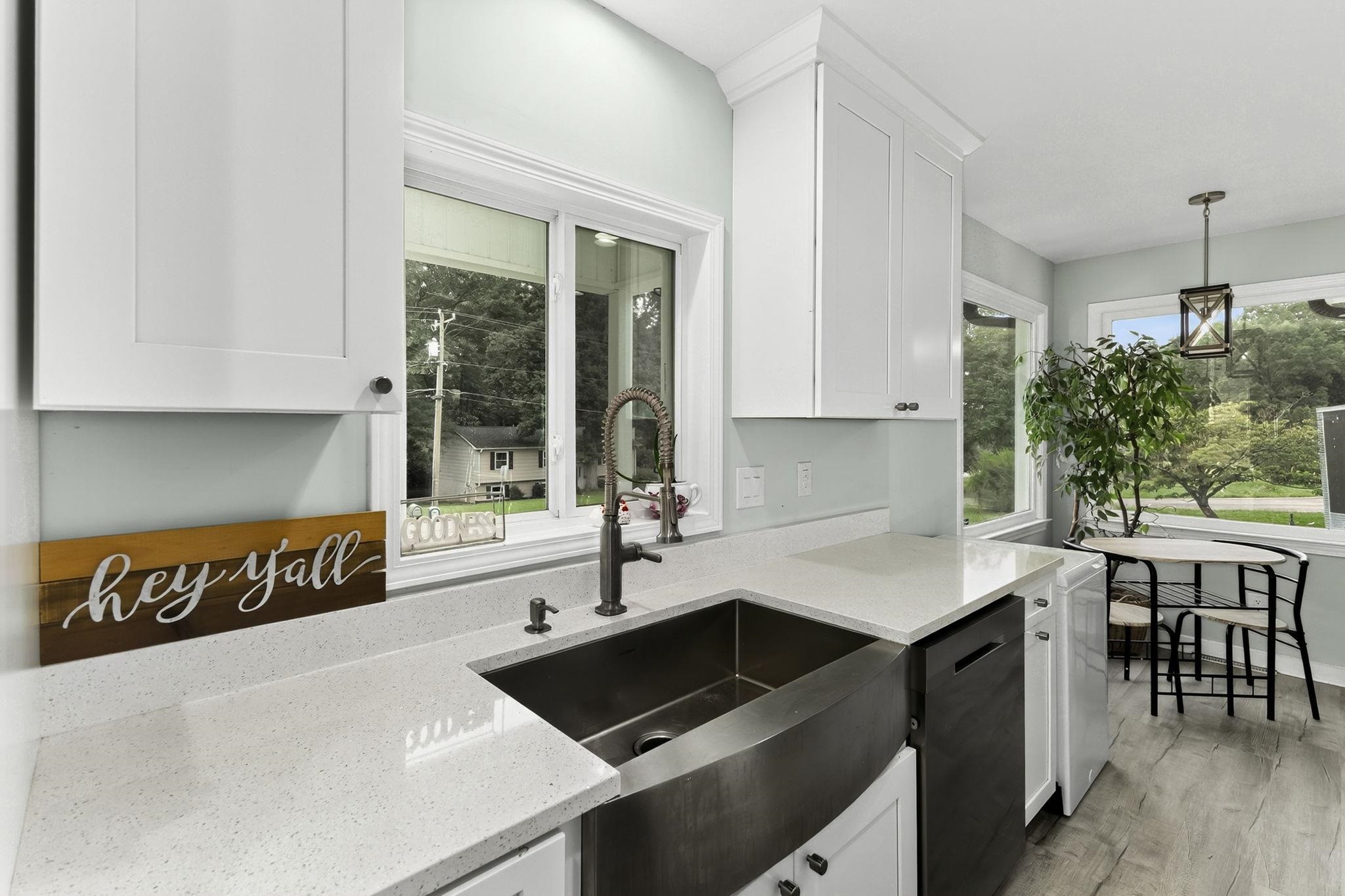 307 Barry Drive Greer, SC 29650 - Photo 12 of 29 Gallery Image 12
