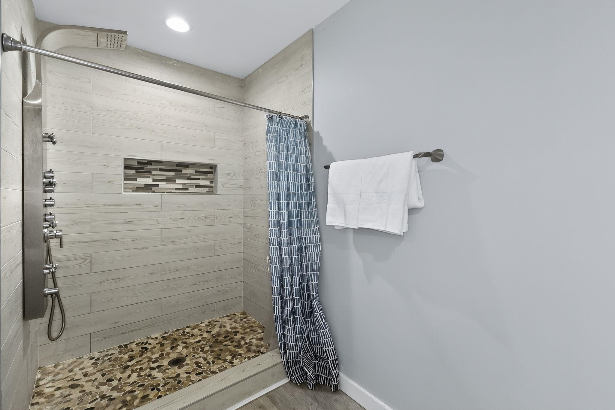 307 Barry Drive Greer, SC 29650 - Photo 18 of 29 Gallery Image 18