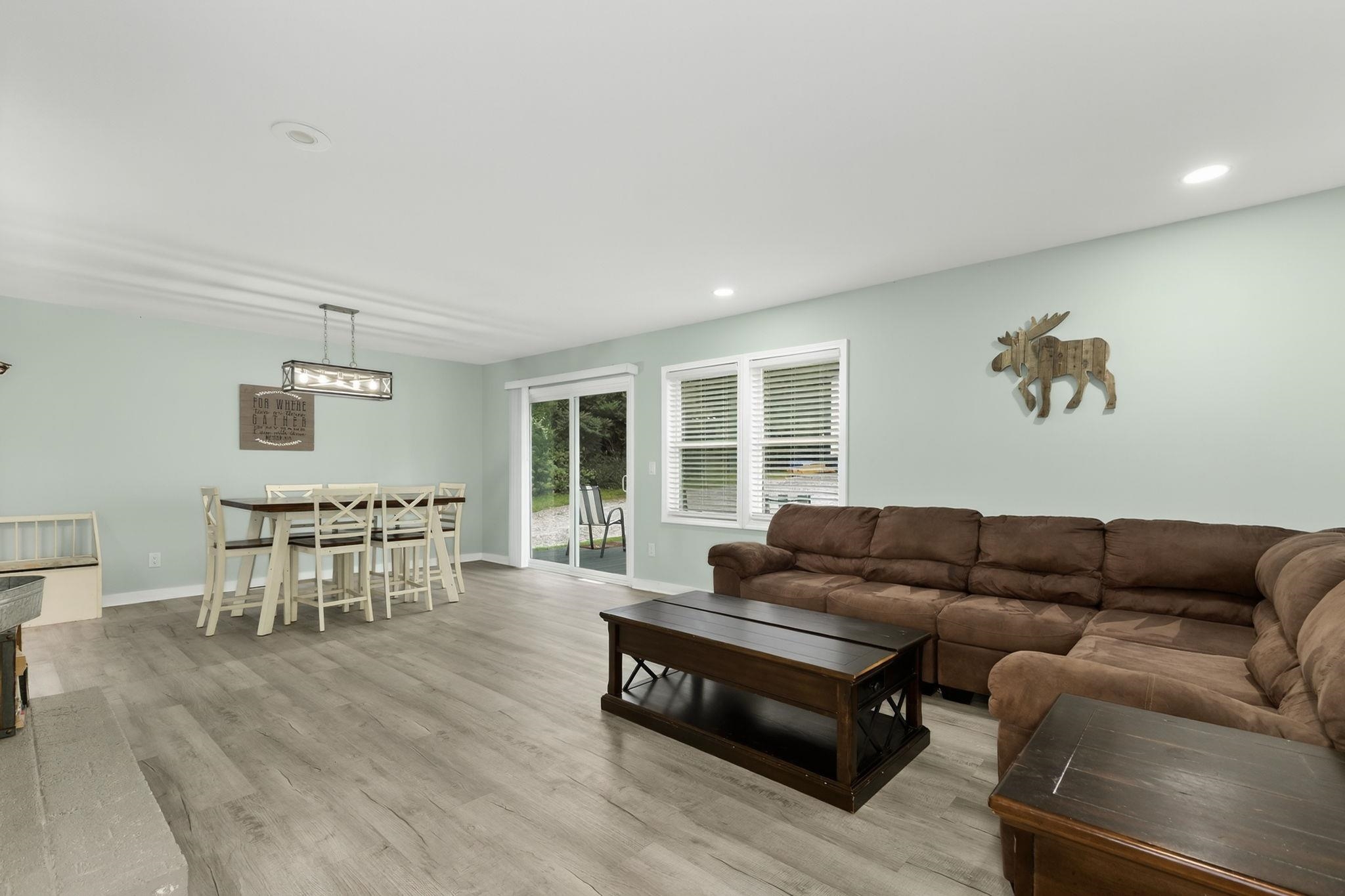 307 Barry Drive Greer, SC 29650 - Photo 5 of 29 Gallery Image 5